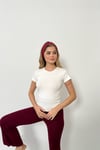 1003 Kadın Pamuklu Slim Fit Bisiklet Yaka Yumuşak Dokulu Basic T-Shirt Beyaz