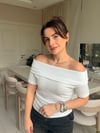 Beyaz Madonna Yaka Ribanalı Bluz