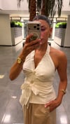 HALTER YAKA BÜZGÜ DETAYLI BLUZ