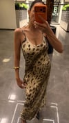 LEOPAR DESEN SATEN ELBİSE