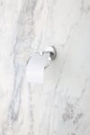 krom-uclu-banyo-seti-duz-havluluk-kapa-d-a87d.jpg