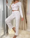 Beyaz Uzun Kollu Pamuklu Kalpli Fiyonklu Pijama Takım