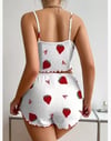 Kadın Beyaz Pamuklu Çilek Desenli Şortlu Pijama Takımı