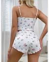 Kadın Süt Beyaz Gül Desenli Şortlu Pijama Takımı