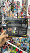 Pokemon - Mega Evolution Pitch Black: Elite Trainer Box