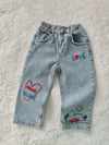 Love nakışlı jean pantolon