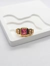 Pembe Baget Taşlı Gold Yüzük