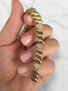 VIP Işıltılı Oval Taşlı Gold Bileklik
