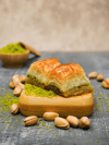 Bol Fıstıklı Antep Baklavası 1000 Gr
