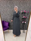 KEMERLİ TENSEL KUMAŞ ELBİSE