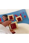 Bordo taş detaylı vintage gold küpe