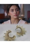 Pia gold taş detaylı küpe