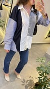 Lacivert Kolları Taşlı Tasarım Gömlek