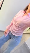 Pembe Çizgili Bağlamalı Gömlek