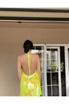 Sarı Payetli Sırt Dekolteli Elbise