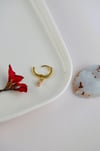 8 mm Pembe Su Damlası Charm Halka Piercing – Gold & Gümüş | Helix, Kıkırdak, Lob Uyumlu