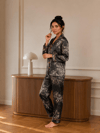 Desenli Saten Pijama Takımı