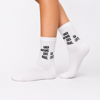 yazili-beyaz-tenis-corap-2-12li-toptan-4d-cde.png