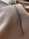 OVAL TAŞLI SU YOLU GÜMÜŞ BİLEKLİK