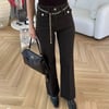Beli Zincir Kemer Detaylı Pantolon Kahverengi