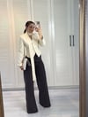 Fular Detaylı Crop Ceket Ekru