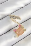 Zirkon Taşlı 3d Kedi Detaylı Nota Figürlü Gold Renk Kadın Broş Altın - Kırmızı