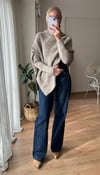 BONCUK DETAYLI JEAN