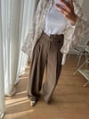 ÇAPRAZ KEMERLİ BOL PAÇA PANTOLON