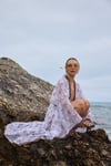 Beyaz Nakış İşlemeli Yarasa Kol Uzun Kimono, Pareo