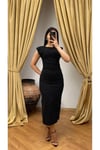 Taş Baskılı Slim Fit Vatkalı Yırtmaçlı Siyah Uzun Elbise
