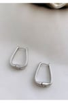 İthal U Model Silver Küpe (2 cm)