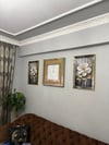 SİMLİ AYNALI SAAT VE İKİ ADET BEYAZ GÜL SET