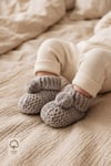 - Ponpon Detaylı Bebek Patik