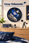 Astronotlu Uzay Temalı Dekoratif Duvar Saati – 33 cm UV Baskılı, Lacivert Çerçeveli Çocuk Odası Duvar Saati