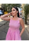 Fisto Detaylı Askılı Elbise