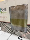 Sesli Comfort Yeşil Bej Skoç Pamuk Örme Battaniye 200x220 Çift Kişilik Battal