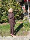 Çiçek Nakış Detaylı Kemerli İkili Takım - Kahverengi