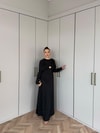 HR-0345H&R ButikFuş-Fulia Omuz Detaylı Desenli Elbise Siyah
