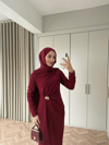 ELB-055H&R ButikHR-Asil Yan Detaylı Elbise Bordo