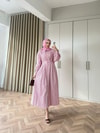ELB-187H&R ButikTB-Çisem Çizgi Detay Elbise Pembe