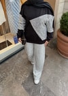 Sweat-189H&R ButikOlla sim Detaylı Sweat Yan Çizgili Siyah