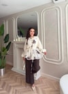 HR-1194H&R ButikNG - Rukla İşlemeli Düğmeli Takım Ekru