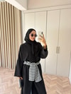 HR-3242H&R ButikEk- İlas Ön Yırtmaçlı Tunik Siyah