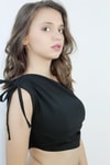 tek-omuz-buzgulu-crop-top--b8-0bf.jpg