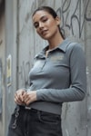 Gri Melanj Nyn Bee Bee Düğmeli Yakalı Y2K Uzun Kollu Crop
