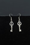 Silver Peace Key küpe