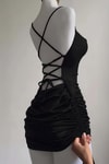 Siyah Büzgülü Sırt İpli & Dekolteli Askılı Gotik Dalgıç Kumaş Y2K Elbise
