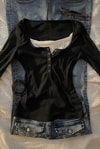 Siyah Henley Yaka Ekli Grunge Y2K Uzun Kollu Crop