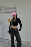 Siyah Şeritli Crop Top Fermuarlı Kapüşonlu Sweatshirt