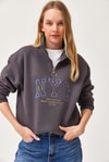 Nyc Nakışlı Fermuar Detaylı Dik Yaka Oversize Sweatshirt Füme